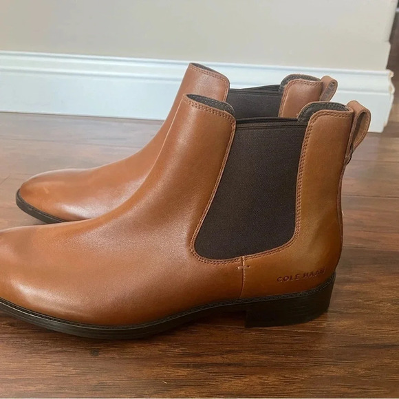 Cole Haan- men’s Chelsea boot-9.5-NWT - Picture 4 of 10